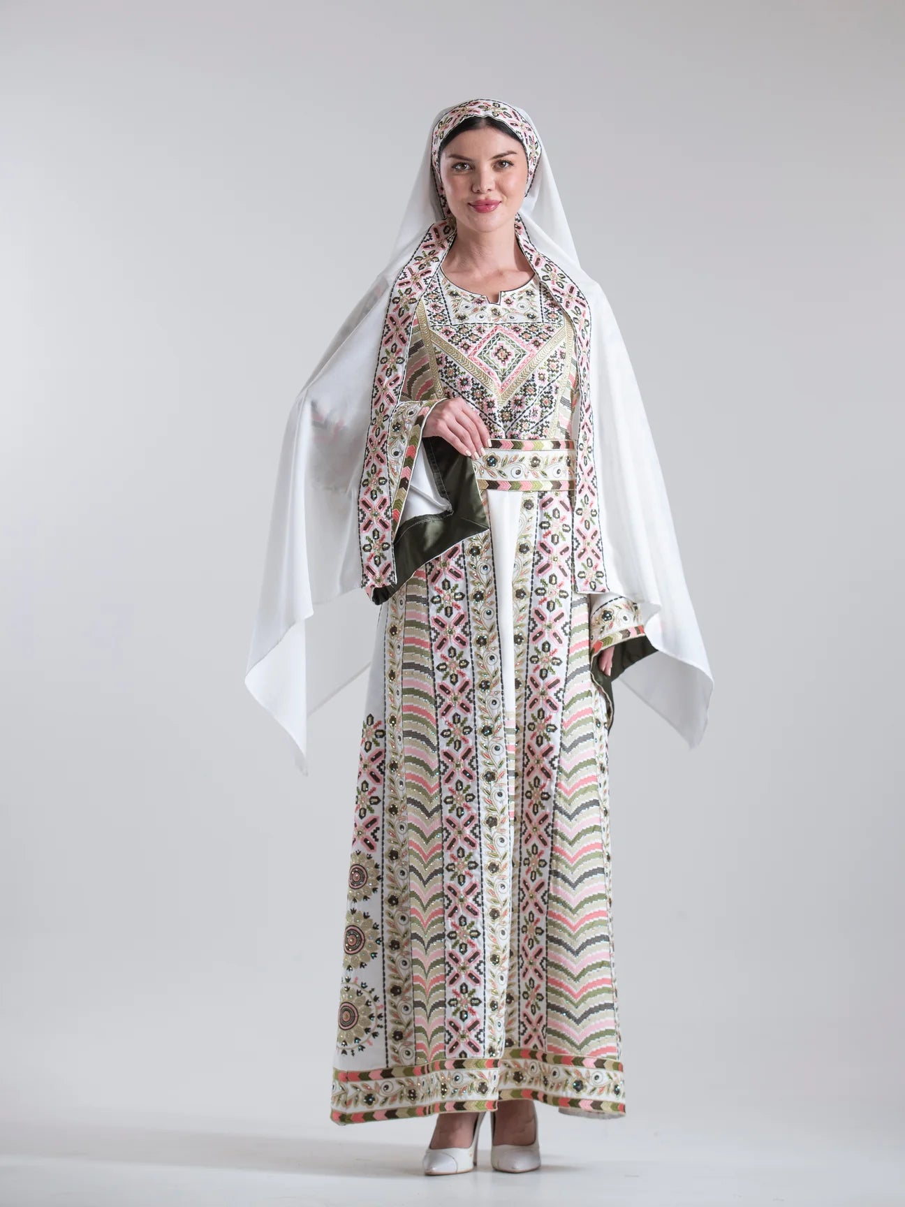 Dianna Luxury Thoub