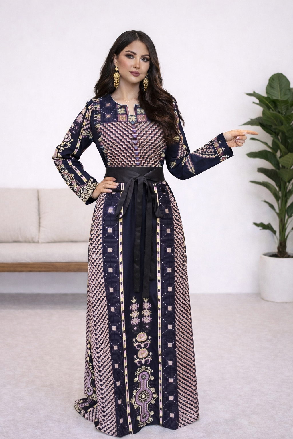 Noureen Thoub