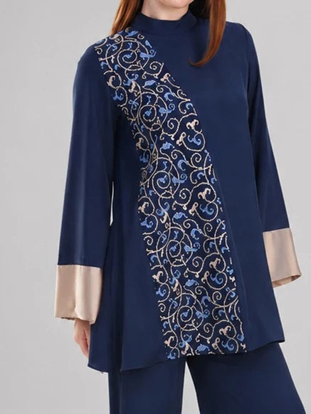 Hala Embroidered Women's Set